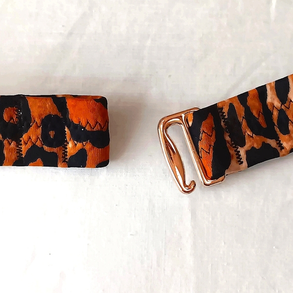 VICTORIA'S SECRET Push Up Leopard Print String Bikini Top Adjustable 32C Animal - Picture 3 of 9